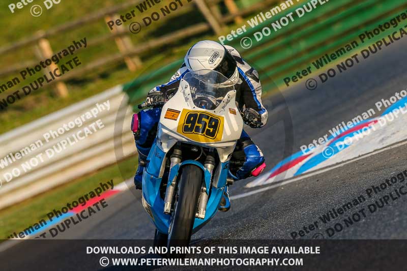 PJ Motorsport Photography 2018;enduro digital images;event digital images;eventdigitalimages;mallory park;mallory park photographs;mallory park trackday;mallory park trackday photographs;no limits trackdays;peter wileman photography;racing digital images;trackday digital images;trackday photos